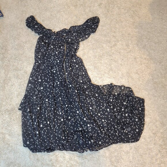 🖤Black Ruffle Maxi Off the Shoulder Dress with White Stars Pattern🖤 - Picture 8 of 8